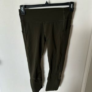Lululemon capri leggings